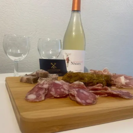 L'air Du Tarn Fibre Jardin Parking