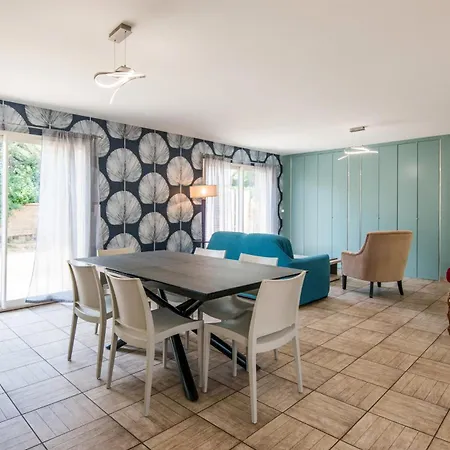 L'air Du Tarn Fibre Jardin Parking Millau