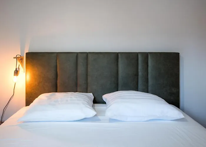 L'air Du Tarn Fibre Jardin Parking * Millau